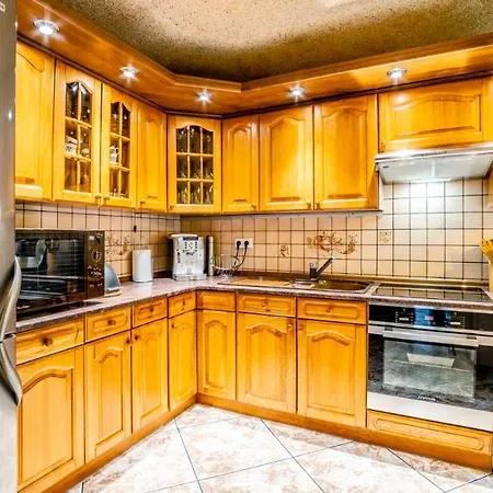 Dom Do Wynajecia Lena Holiday home