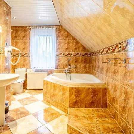 Dom Do Wynajecia Lena Kowary