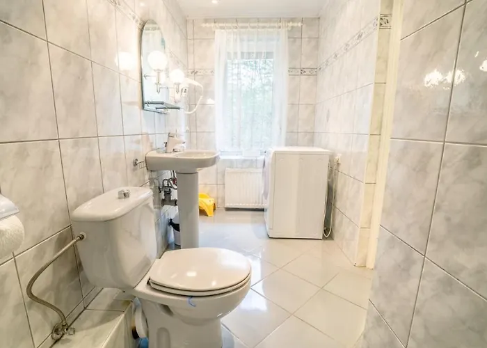 Dom Do Wynajecia Lena